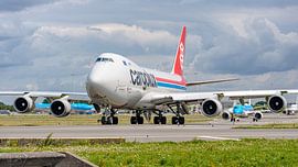 Cargolux Boeing 747-400 vrachtvliegtuig. van Jaap van den Berg