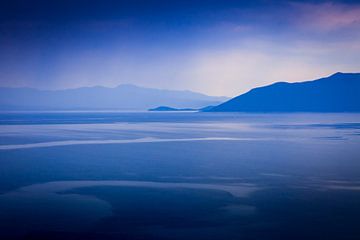 Blick von der griechischen Halbinsel Pilion von Marcel Bakker