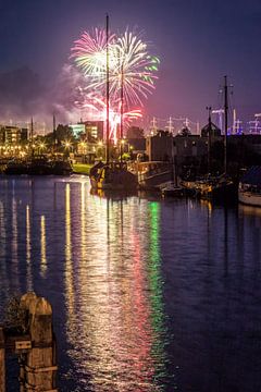 Fireworks Delfsail Delfzijl Netherlands by R Smallenbroek
