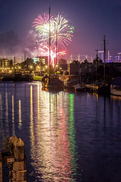 Feuerwerk Delfsail Delfzijl Niederlande von R Smallenbroek