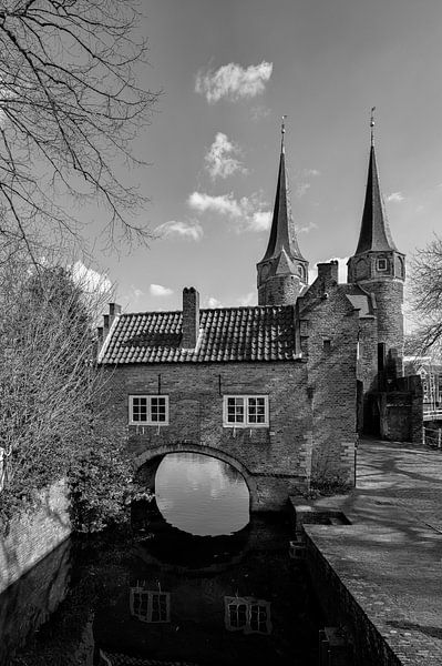 Oostpoort in Delft von Peter Bartelings