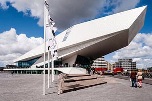 EYE film museum, Amsterdam met mooie wolkenlucht van John Verbruggen
