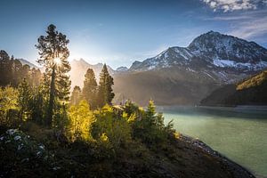 Sonnenaufgang am Speicher Längental auf dem Kühtai Plateau