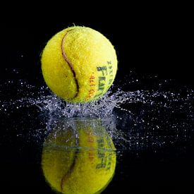 Tennisbal Splash von Roland Swennen