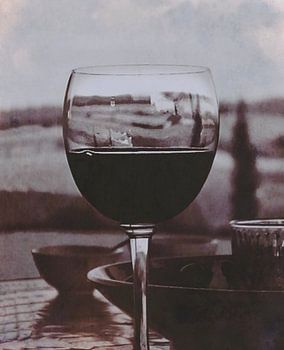Red wine, lilac wine