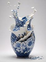art modern delfts blauwe vaas in scherven .