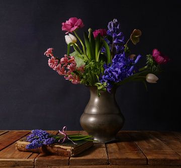 Bouquet de printemps sur Odette Kleeblatt