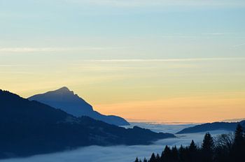 Wolkendek boven het dal