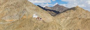 Where silence inhabits the mountains