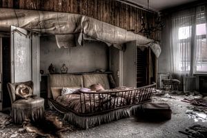 Abandoned doctorshome