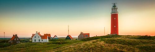 Panorama op Texel bij vuurtoren en dorpje Eierlandse duinen