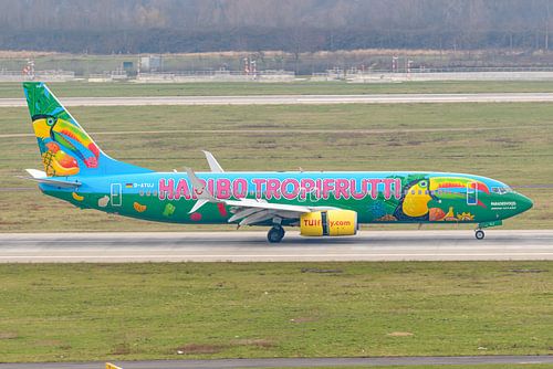 TUIfly's colourful Boeing 737 in Haribo Tropifrutti livery.
