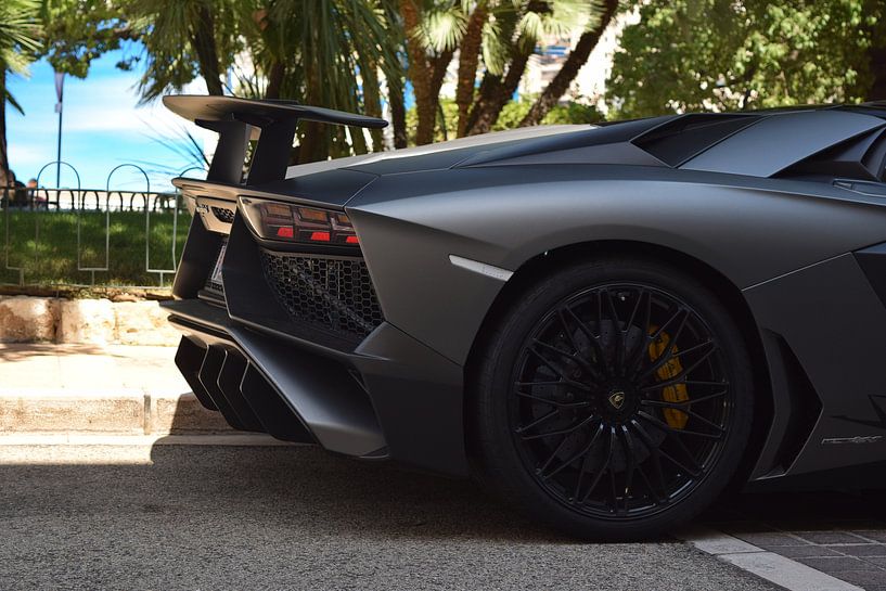Lamborghini Aventador SV in Monaco van Liam Gabel