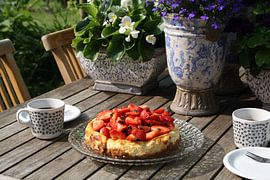 Smullen maar! by Jose Vink