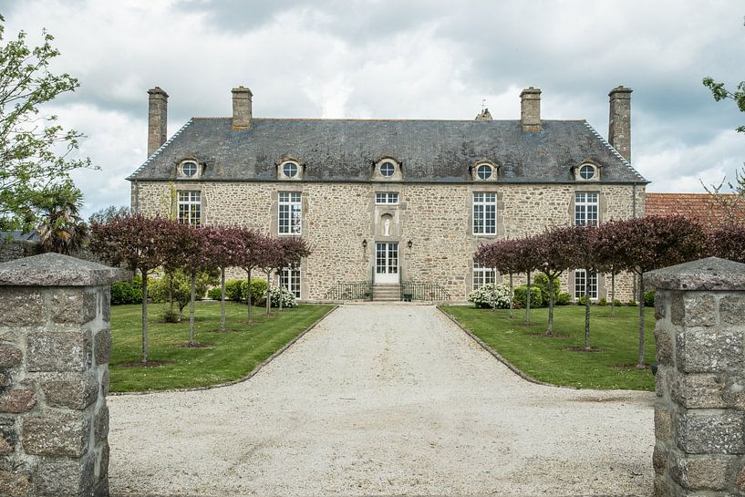 Montfarville in Normandy by Annelies Martinot