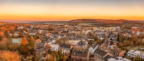 Panorama par drone du lever du soleil à Vaals