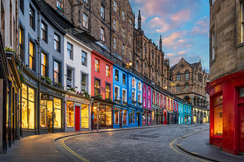 Victoria Street in Edinburgh, Schottland