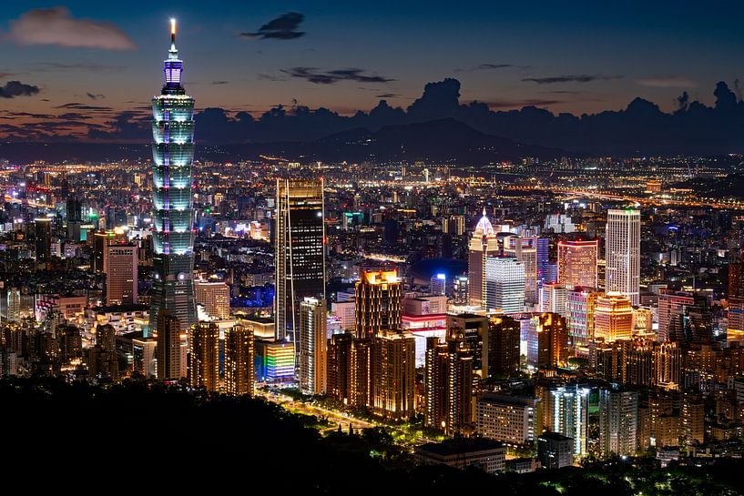 Taipei by Hello Pompoyo