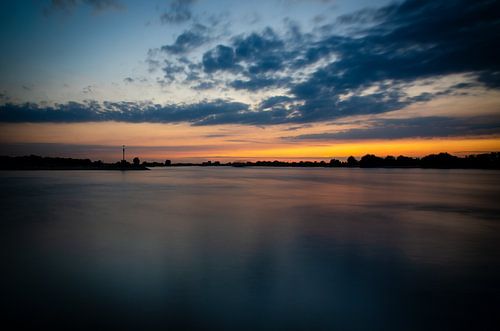 Sunset at the water's edge