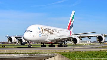 Emirates Airbus A380 passagiersvliegtuig. van Jaap van den Berg