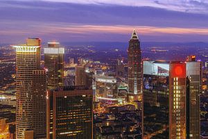 Glittering lights in Frankfurt by Patrick Lohmüller