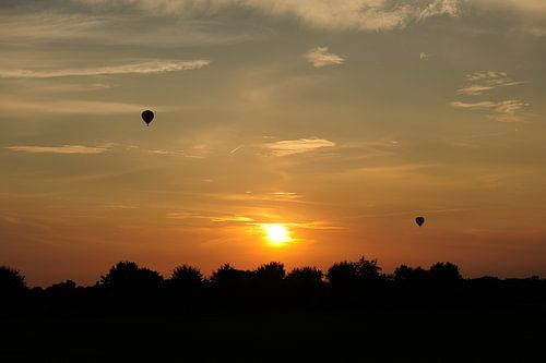 Zonsondergang met Luchtballonnen