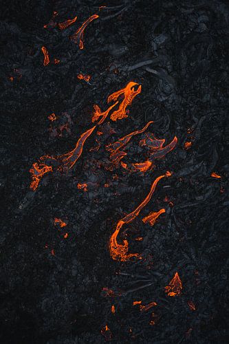 Lavastromen in het lavaveld