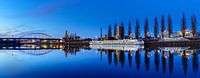 Panorama van  Arnhem en een spiegelgladde Rijn