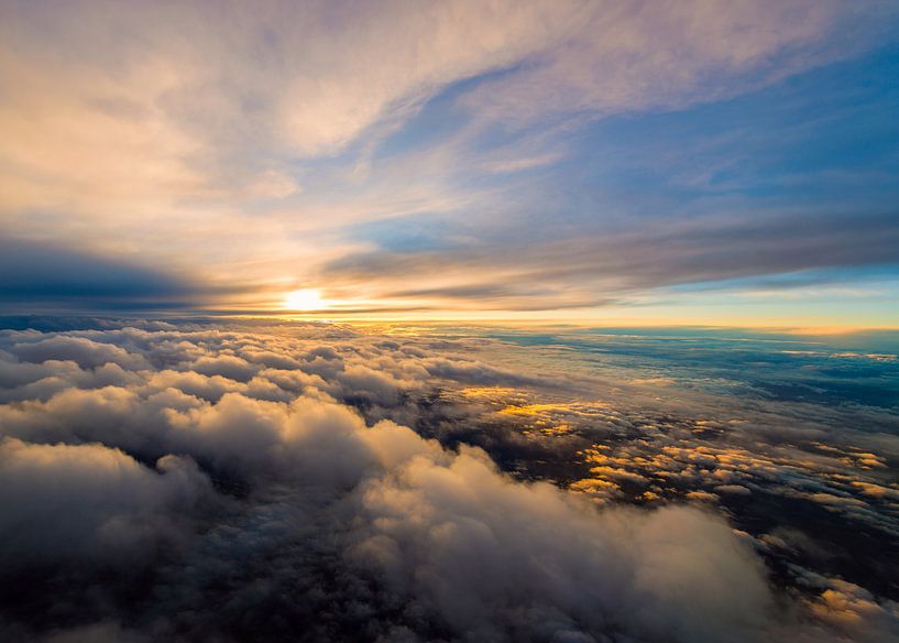 Wolkenreise von Denis Feiner