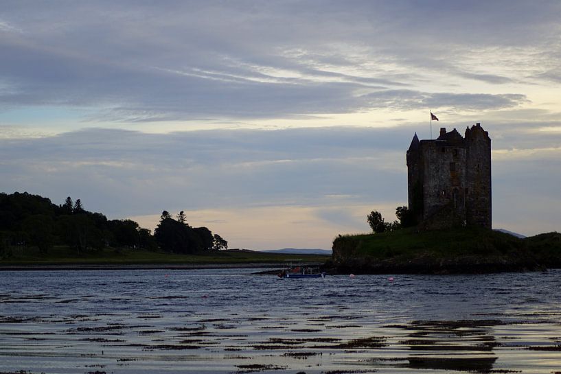 Castle Stalker ist ein Turmhaus etwa 2,5 Kilometer nordöstlich von Port Appin von Babetts Bildergalerie