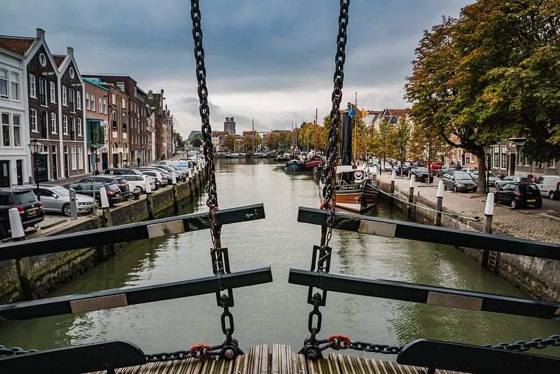 Dordrecht vanaf de Damiatebrug van Mirjam Boerhoop - Oudenaarden