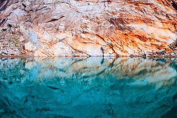 A rock face by Christa Kramer