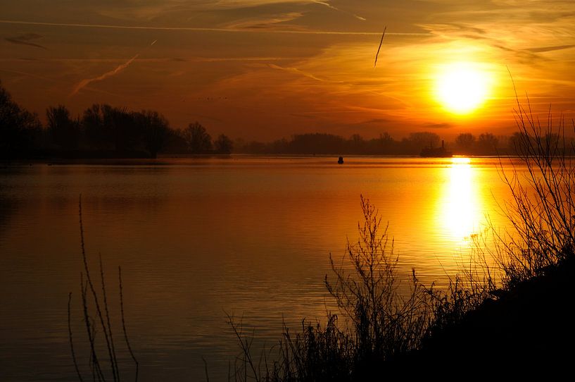 Zonsopkomst aan de Maas von Jaco Visser
