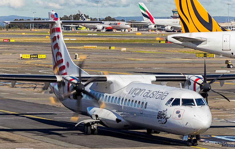 Virgin Australia ATR 72 op de luchthaven van Sydney van hugo veldmeijer
