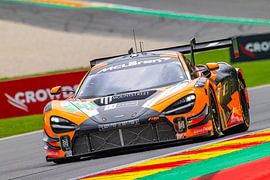 McLaren 720S GT3-Rennwagen in Spa-Francorchamps von Sjoerd van der Wal Fotografie