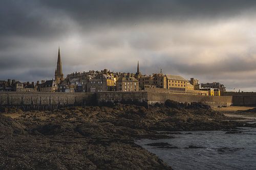 Ciel orageux sur Saint-Malo sur Piermarco Raimondo