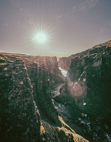 Fjaðrárgljúfur-kloof in IJsland