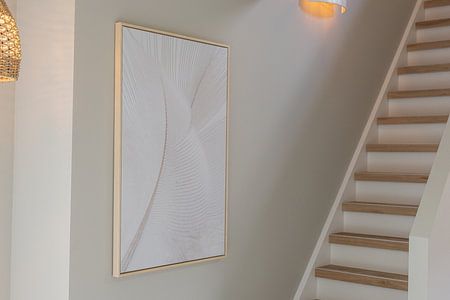 Abstract soothing line pattern: A feather