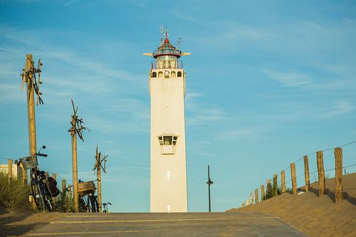 Vuurtoren aan de kust van Noordwijk