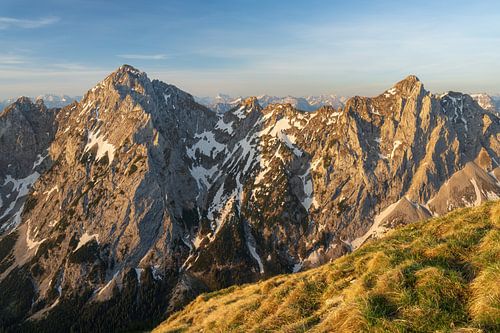 Köllenspitze and Gimpel in the Tannheimer Valley at sunrise by Daniel Pahmeier