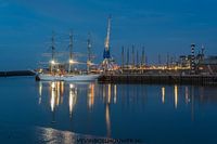 Harlingen zuiderpier op 15-3-2017 met de Christian Radich