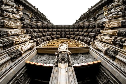 Eingang zum Kölner Dom