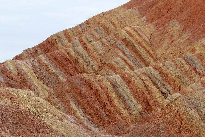 Regenboogbergen in Gansu, China by Simon Hazenberg