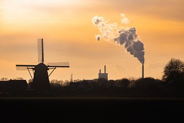 Silhouette Oude Doornse Molen Oranje van Zwoele Plaatjes