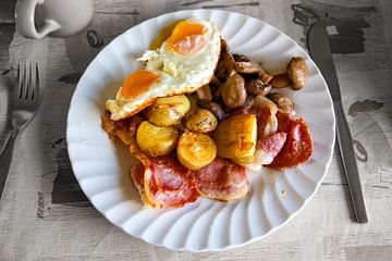 Home made English breakfast by resuimages