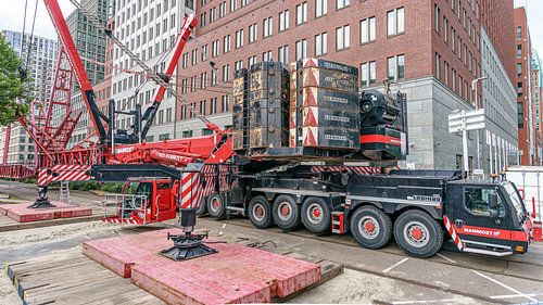 Liebherr LTM 11200 hijskraan van Mammoet.