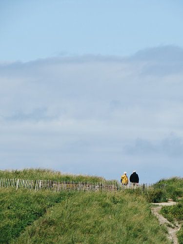 Old couple in the dunes
