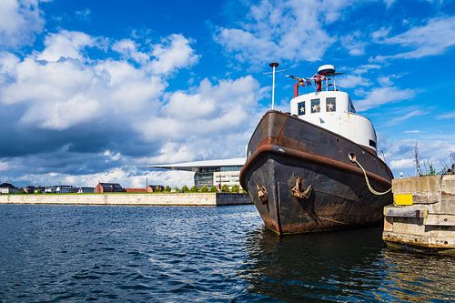 Schiff in der Stadt Kopenhagen, Dänemark sur Rico Ködder