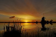 Kleurrijke zonsopkomst in een Hollands landschap van G. de Wit thumbnail