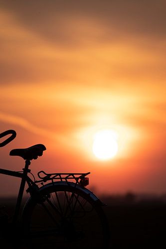 Sonnenuntergang mit dem Fahrrad ( teilweise )